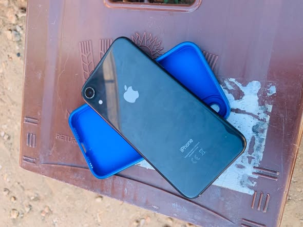 IPhone XR 64GB photo 1