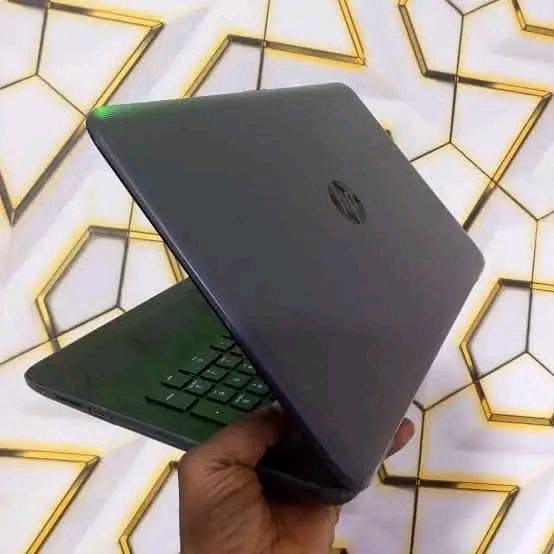 Hp 250 intel photo 2