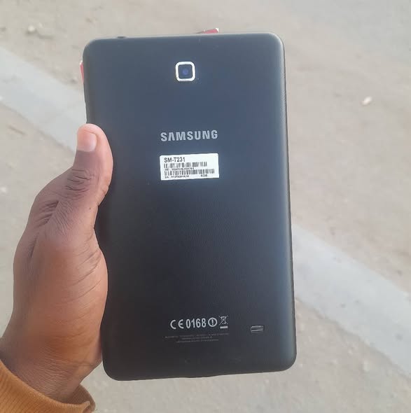 Samsung tablet photo 3