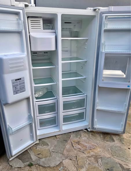 Samsung icon fridge freezer photo 4