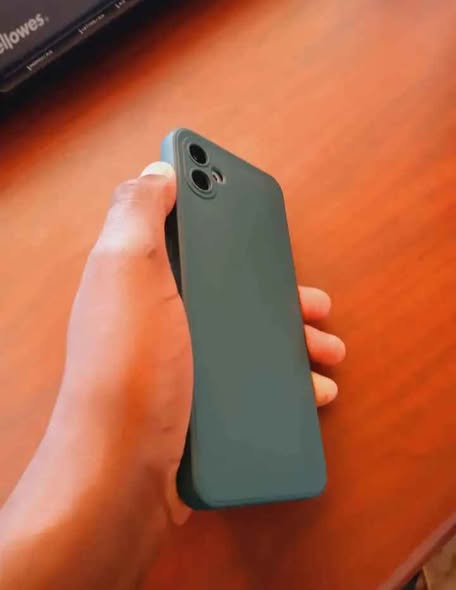 Samsung A04e photo 2