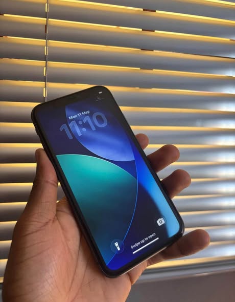 iPhone 11 photo 4