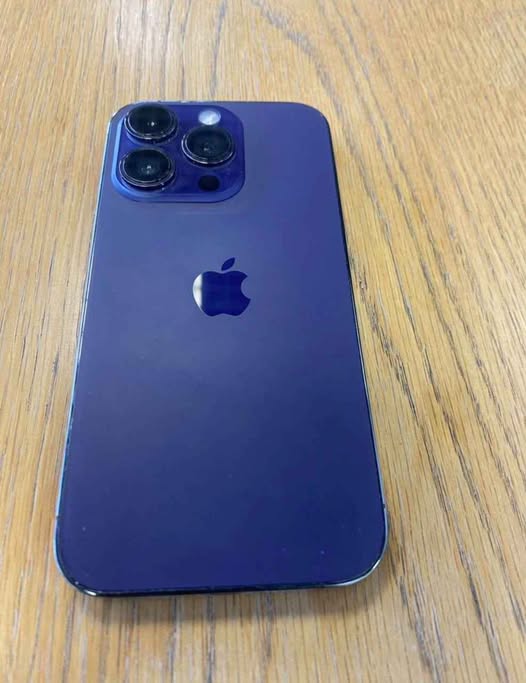 iPhone 14 Pro photo 1