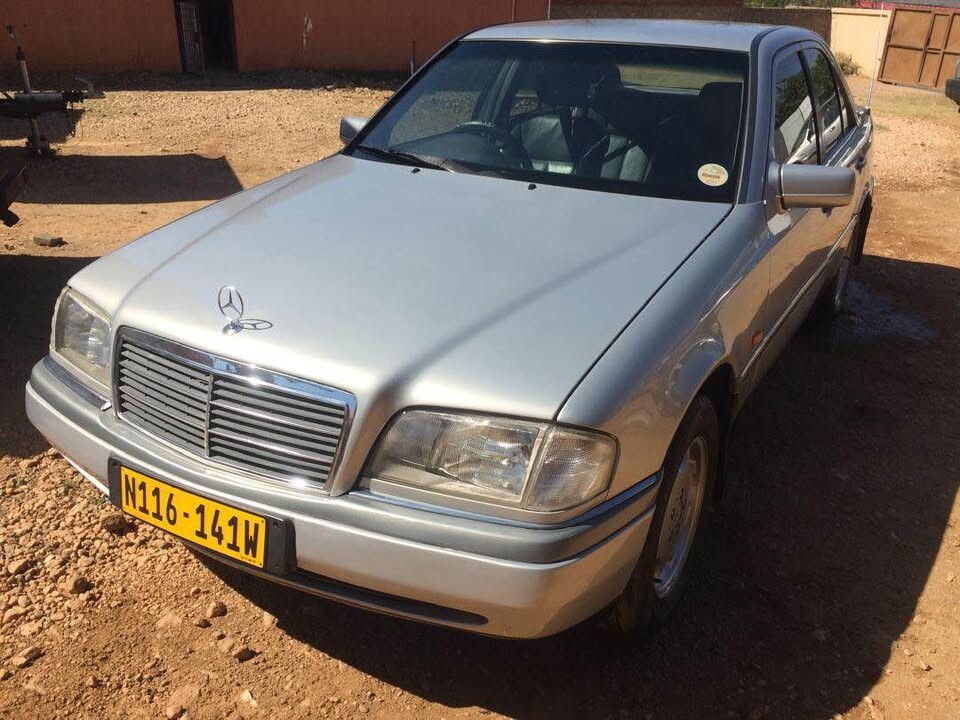 Mercedes-Benz photo 1
