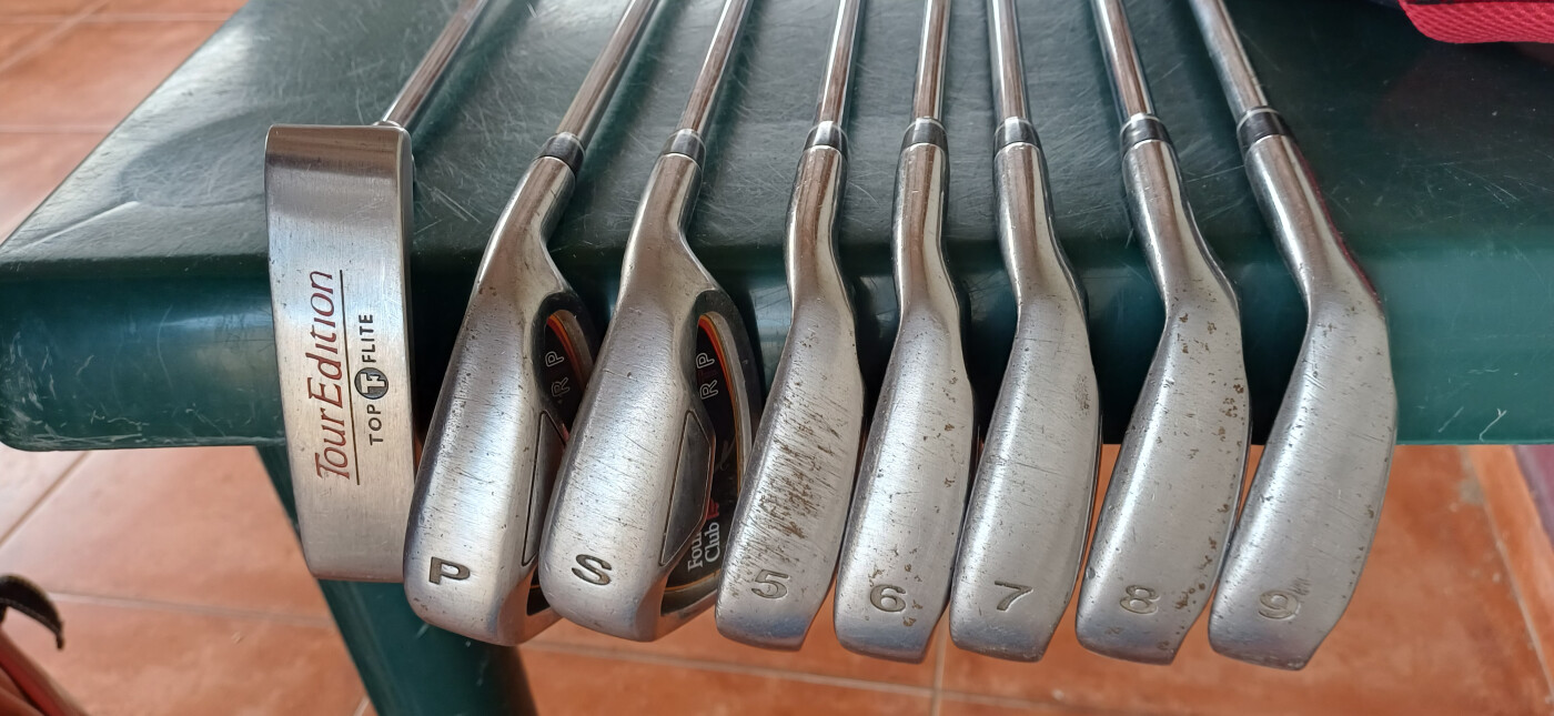 Golf clubs with bag photo 4