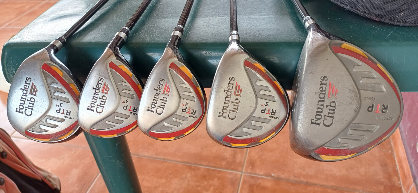 Golf clubs with bag photo 3