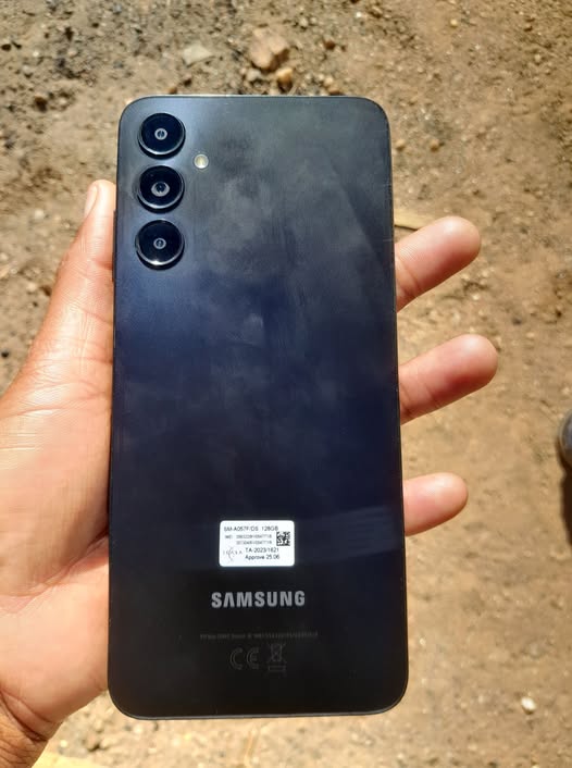 SAMSUNG GALAXY A05s photo 1