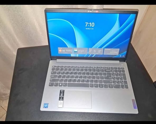 Lenovo IdeaPad photo 2