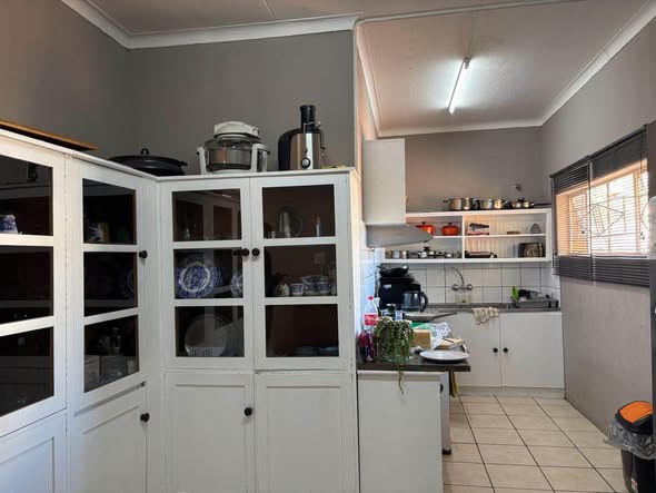 FREESTANDING HOUSE FOR SALE 📍Windhoek west photo 1