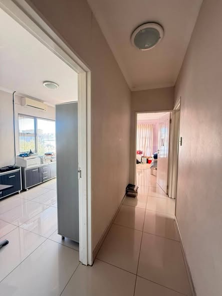 Double Story Family House for sale in Hochland Park photo 3