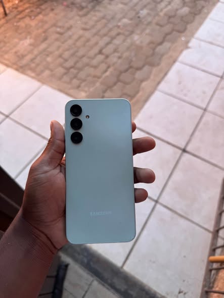 SAMSUNG GALAXY A16 5G 128GB photo 2