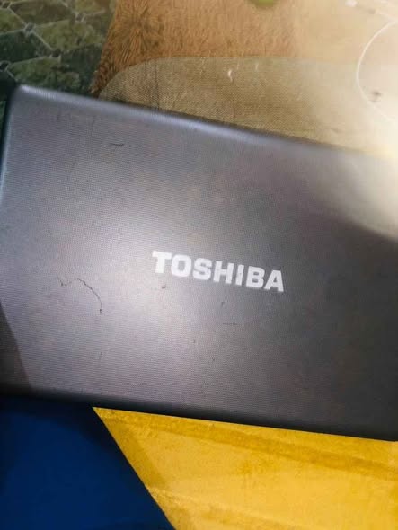 Toshiba laptop photo 1