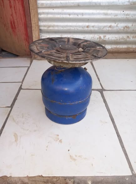 1kg gas cylinder photo 1