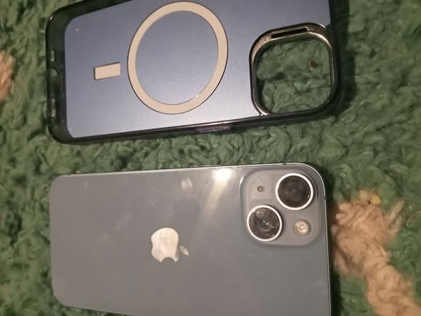 IPhone 14 photo 1