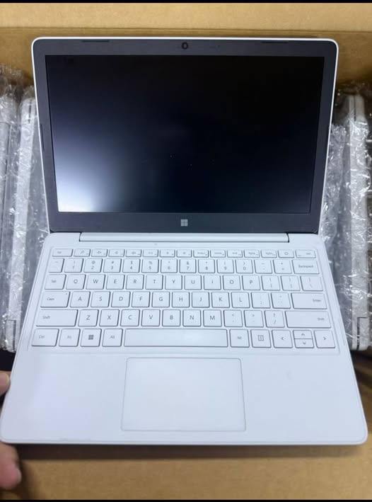 Laptop SE photo 1