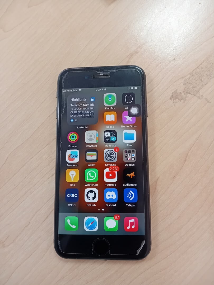 IPhone 8 normal for sale photo 2