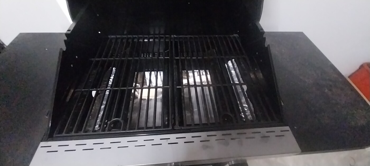 Megamaster Gas Braai with Gas Bottle photo 5