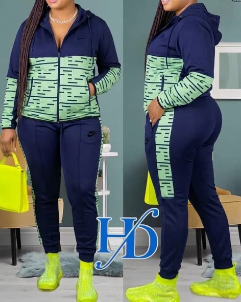 Tracksuit photo 2