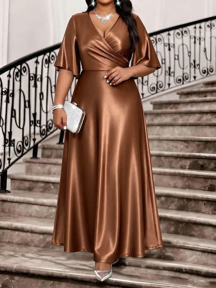 Dress photo 1