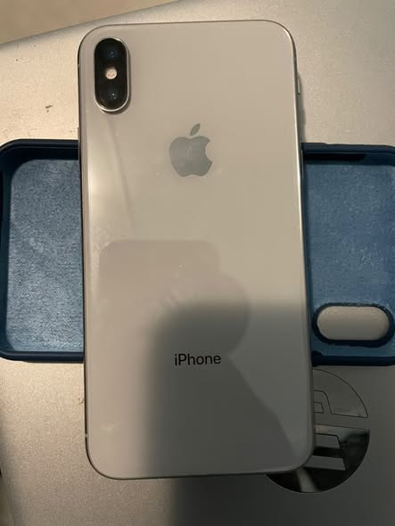 iPhone X 64GB photo 1