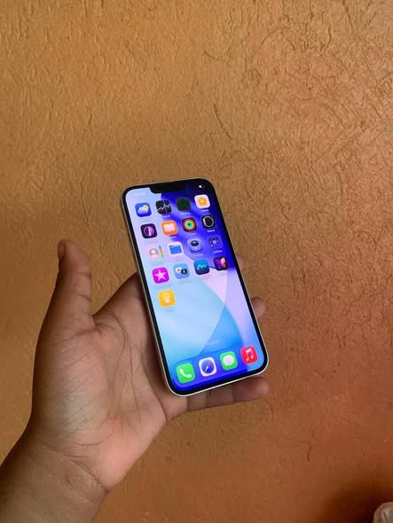 IPHONE 13 128GIG photo 2