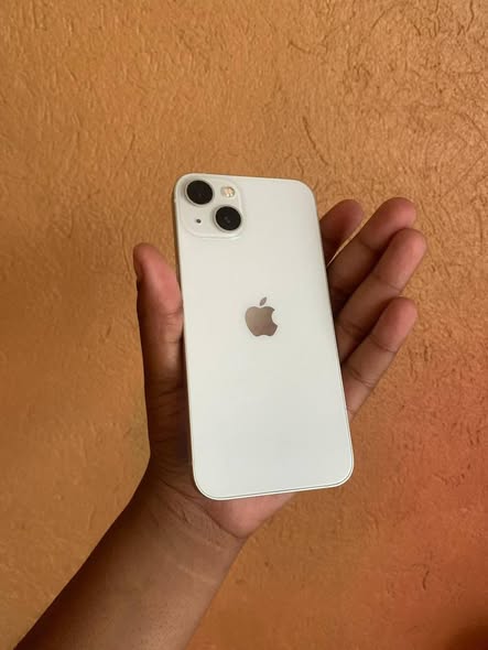 IPHONE 13 128GIG photo 4