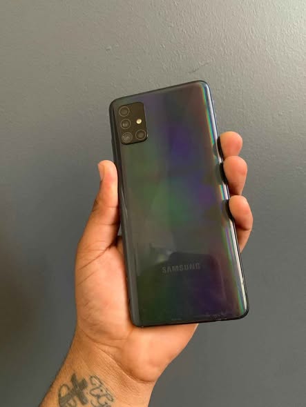 SAMSUNG GALAXY A51 photo 2