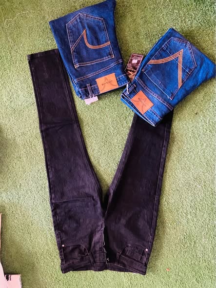 Man jeans photo 1
