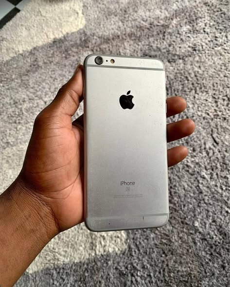 IPHONE 6s PLUS 64GIG photo 2