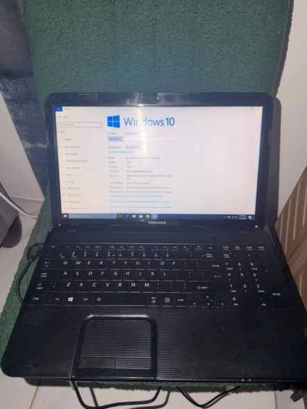 Toshiba+PC photo 2