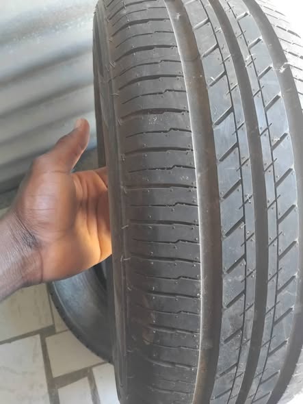 R14 tyres photo 1
