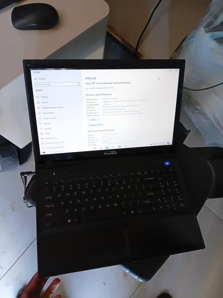 Proline Laptop photo 3