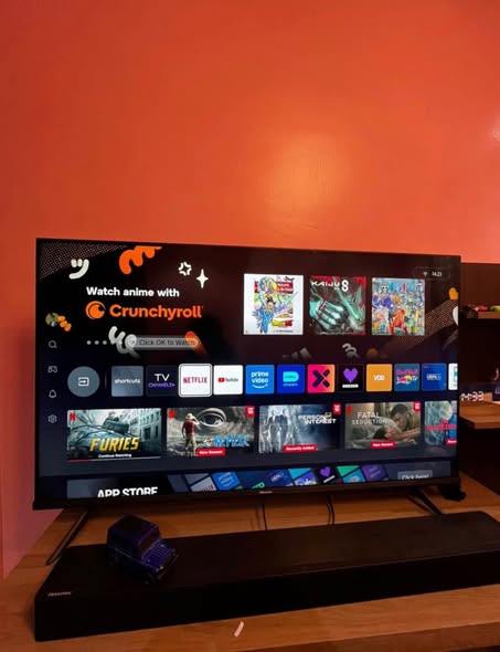 Hisense 43 inch Smart Tv photo 1