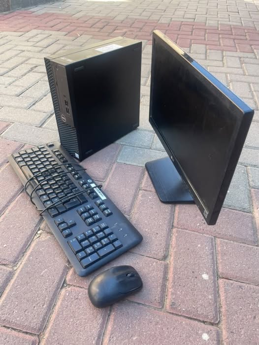 Dell Optiplex 3050 photo 1