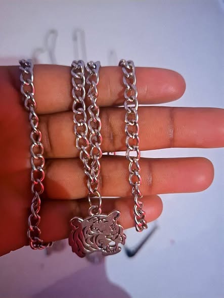 High quality necklaces photo 3