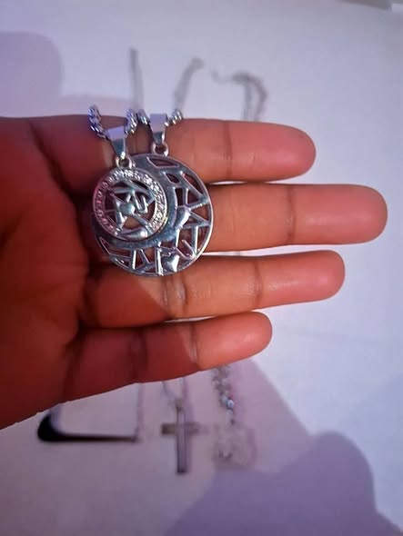 High quality necklaces photo 4