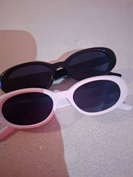 Glasses photo 2