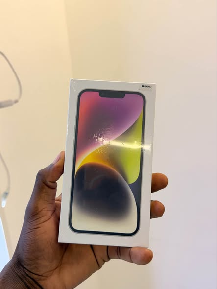 iPhone 14 photo 1