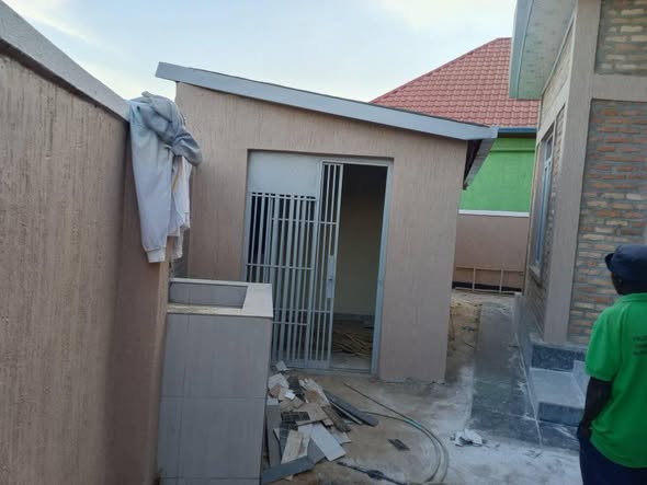 House for sale photo 3