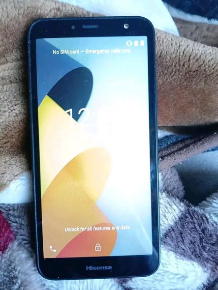 Hisense U61 32gb photo 2