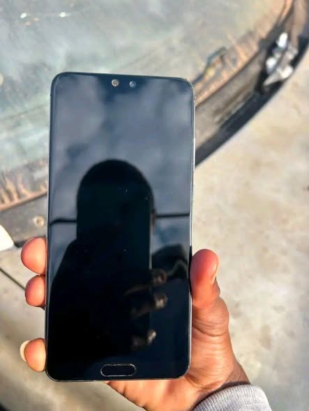 Huawei p20  128gb photo 2