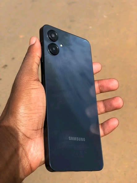 Samsung A06 photo 2
