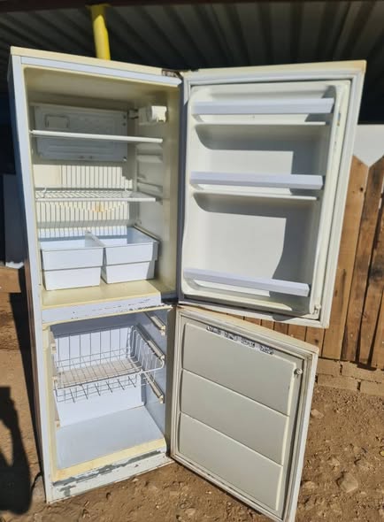 Kic bottom freezer photo 2