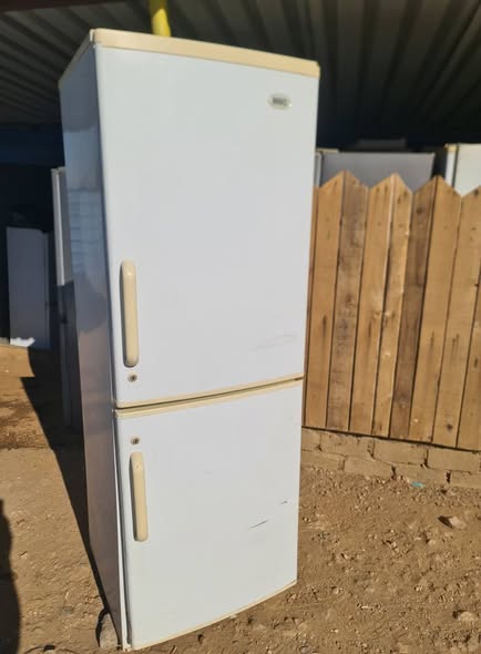 Kic bottom freezer photo 1
