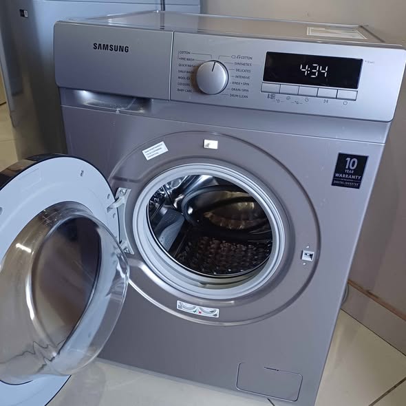 Samsung Washing machine photo 2