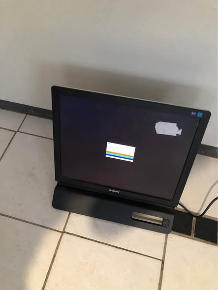 MONITOR photo 3