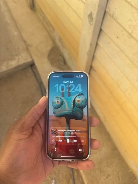 iPhone 15 photo 1