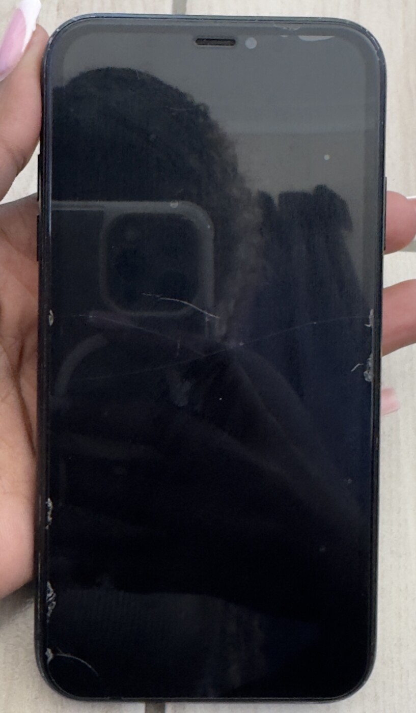 Iphone XR for sale photo 3