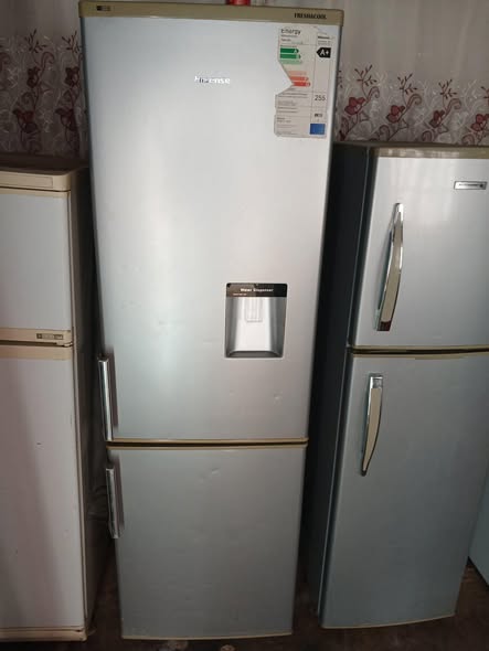 Hisense fridge photo 1