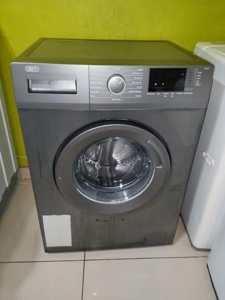 WASHING MACHINE photo 1